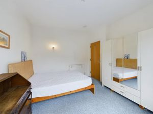 Photo 19- click for photo gallery